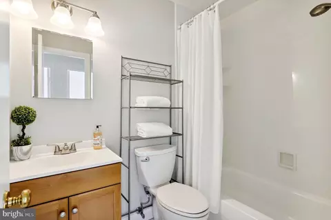 10902 Breewood Rd, Silver Spring, MD 20901 photo 23