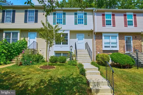 28 Cottonwood Ct, Gaithersburg, MD 20877