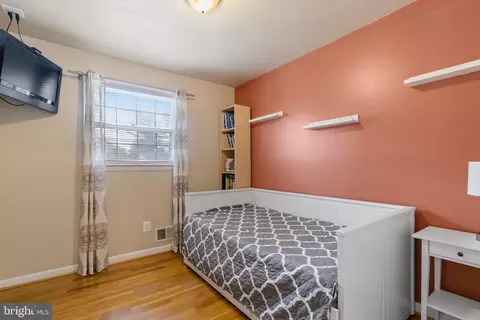 1011 Loxford Ter, Silver Spring, MD 20901 photo 12