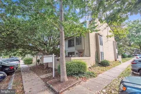 9369 Chadburn Pl, Montgomery Village, MD 20886