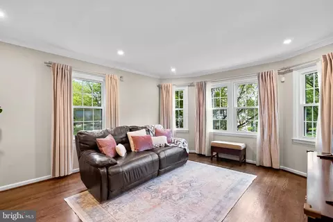8717 2nd Ave, Silver Spring, MD 20910 photo 9