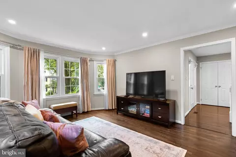 8717 2nd Ave, Silver Spring, MD 20910 photo 8