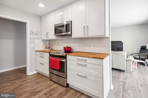 3406 Chiswick Ct #47-3B, Silver Spring, MD 20906 photo 2