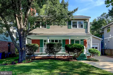 5807 Greenlawn Dr, Bethesda, MD 20814