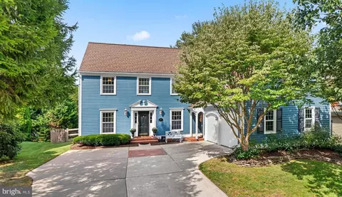 127 Upshire Cir, Gaithersburg, MD 20878 photo 2