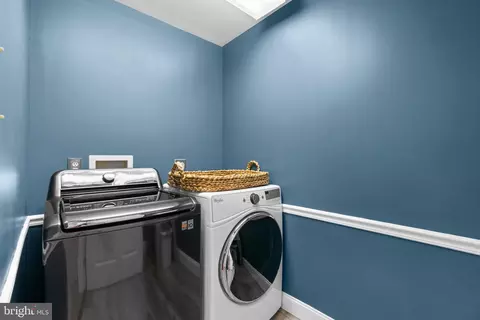 127 Upshire Cir, Gaithersburg, MD 20878 photo 29