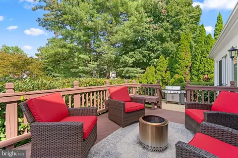 127 Upshire Cir, Gaithersburg, MD 20878 photo 46