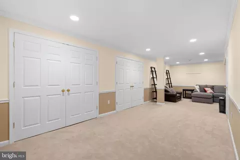 127 Upshire Cir, Gaithersburg, MD 20878 photo 41