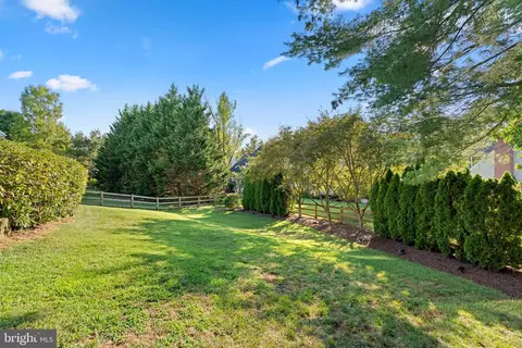 127 Upshire Cir, Gaithersburg, MD 20878 photo 51