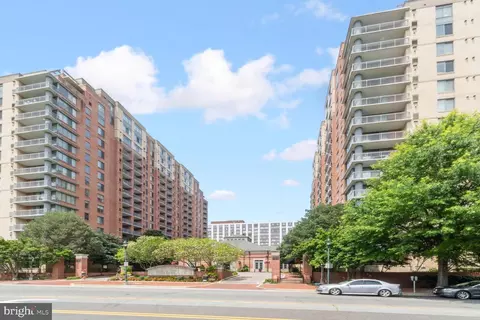 11710 Old Georgetown Rd #1510, Rockville, MD 20852