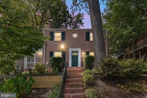 7212 Central Ave, Takoma Park, MD 20912