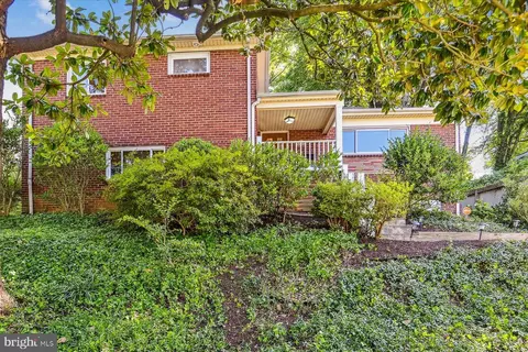 8421 Freyman Dr, Chevy Chase, MD 20815