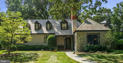 19 Williams St, Rockville, MD 20850