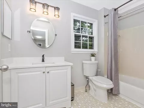 2203 Touchstone Ct, Silver Spring, MD 20904 photo 29