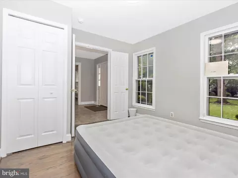 2203 Touchstone Ct, Silver Spring, MD 20904 photo 5
