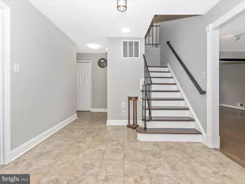 2203 Touchstone Ct, Silver Spring, MD 20904 photo 3