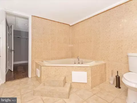 2203 Touchstone Ct, Silver Spring, MD 20904 photo 35