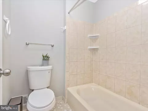 2203 Touchstone Ct, Silver Spring, MD 20904 photo 24
