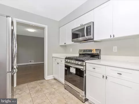 2203 Touchstone Ct, Silver Spring, MD 20904 photo 16