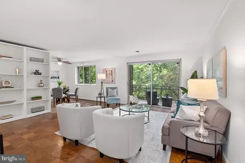 10204 Rockville Pike #201, Rockville, MD 20852