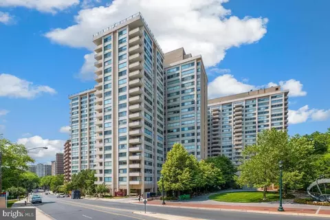 4515 Willard Ave #519S, Chevy Chase, MD 20815