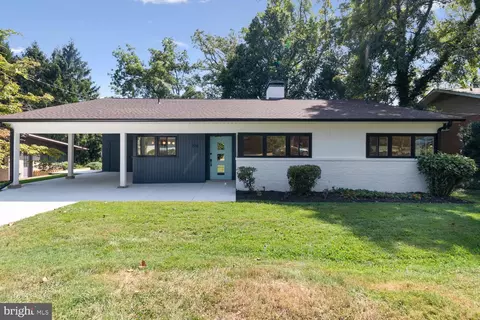 7711 Rocton Ave, Chevy Chase, MD 20815