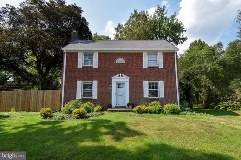 8804 1st Ave, Silver Spring, MD 20910