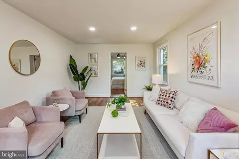 10413 Barrie Ave, Silver Spring, MD 20902 photo 4