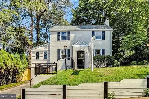 10413 Barrie Ave, Silver Spring, MD 20902 photo 2