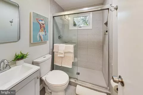 10413 Barrie Ave, Silver Spring, MD 20902 photo 9