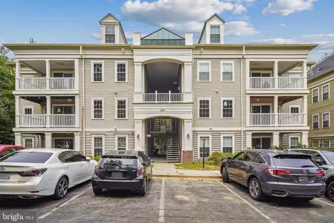 13111 Millhaven Pl #4-K, Germantown, MD 20874