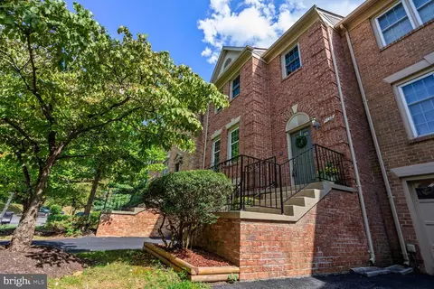 7138 Swansong Way, Bethesda, MD 20817
