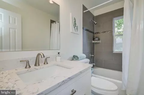 2185 Stratton Dr, Potomac, MD 20854 photo 24