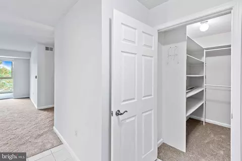 14801 Pennfield Cir #402, Silver Spring, MD 20906 photo 13