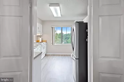 14801 Pennfield Cir #402, Silver Spring, MD 20906 photo 53