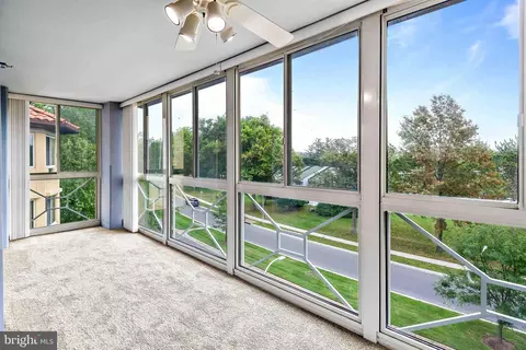 14801 Pennfield Cir #402, Silver Spring, MD 20906 photo 17