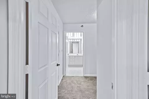 14801 Pennfield Cir #402, Silver Spring, MD 20906 photo 34