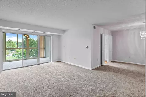 14801 Pennfield Cir #402, Silver Spring, MD 20906 photo 22