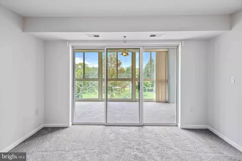 14801 Pennfield Cir #402, Silver Spring, MD 20906 photo 15