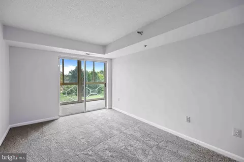 14801 Pennfield Cir #402, Silver Spring, MD 20906 photo 46