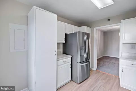 14801 Pennfield Cir #402, Silver Spring, MD 20906 photo 51