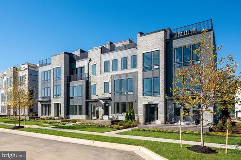 6926 Viceroy, Bethesda, MD 20817