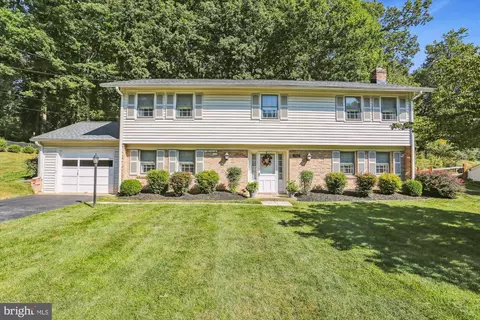 17801 Shady Mill Rd, Derwood, MD 20855