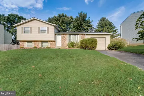19516 Framingham Dr, Gaithersburg, MD 20879