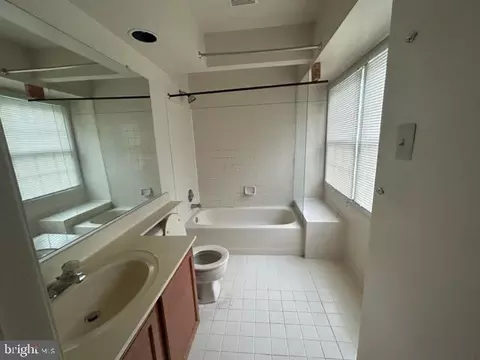 13627 Cedar Creek Ln, Silver Spring, MD 20904 photo 13