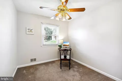 2012 Kings House Rd, Silver Spring, MD 20905 photo 21