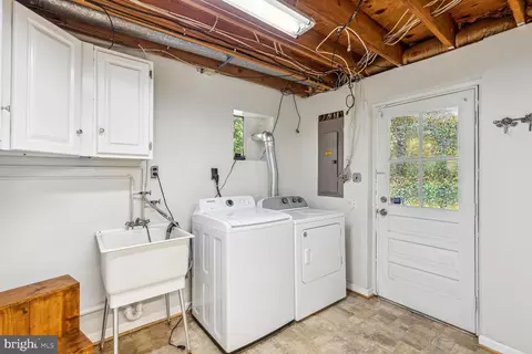 2012 Kings House Rd, Silver Spring, MD 20905 photo 31