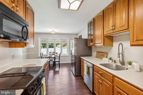 2012 Kings House Rd, Silver Spring, MD 20905 photo 5