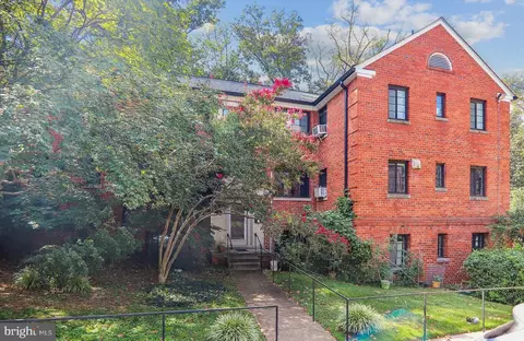 8722 Manchester Rd #1, Silver Spring, MD 20901