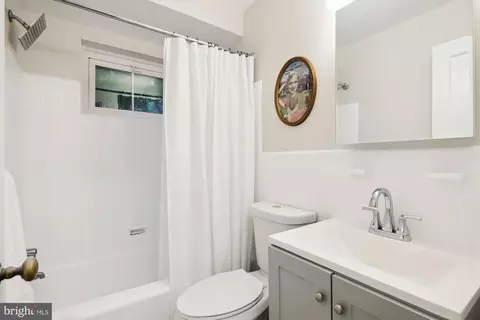 8722 Manchester Rd #1, Silver Spring, MD 20901 photo 11